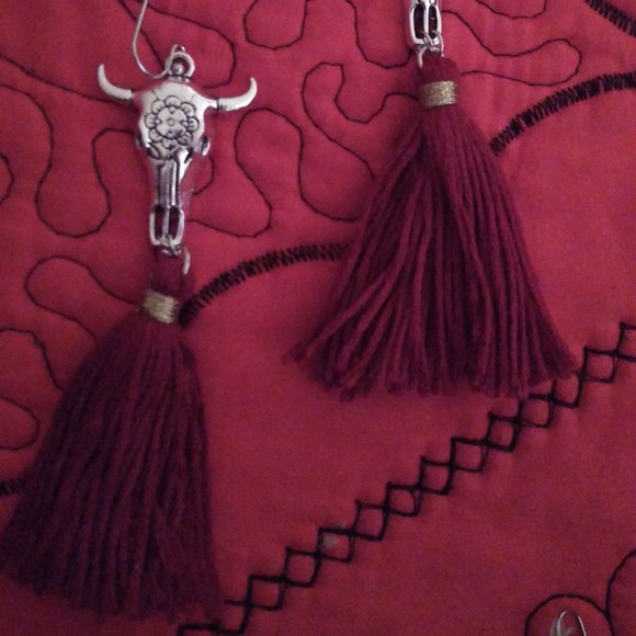Tassel Earrings Burgundy - Picture 3 of 5